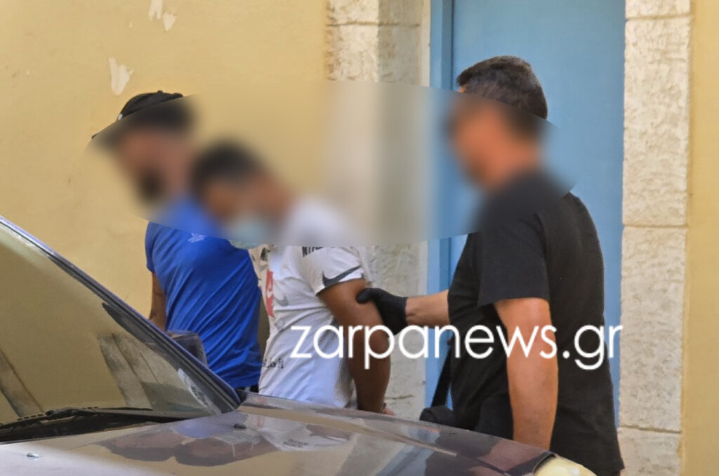 δεν-είμαι-κατάσκοπος-είμαι-τουρίστα-2116180