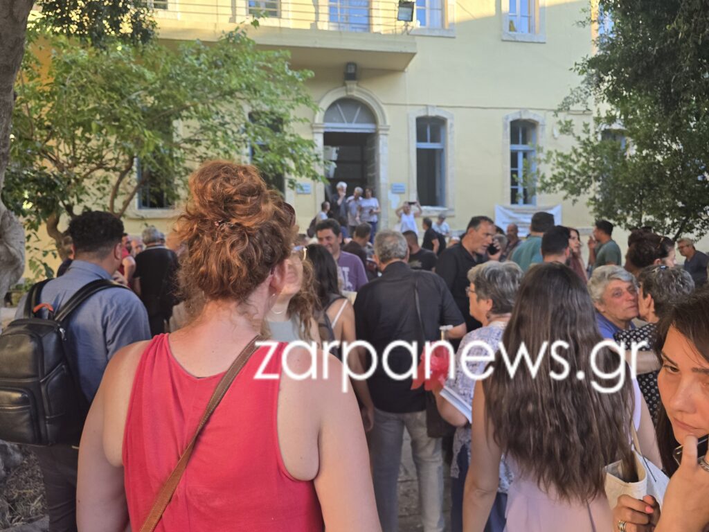 ένοχοι-και-οι-τέσσερις-νεαροί-για-την-ε-2136251