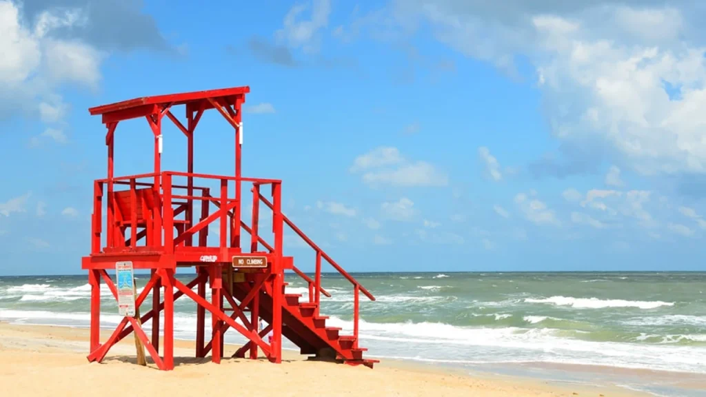 κρήτη-σερβιτόρος-ήρωας-βούτηξε-στη-2135873