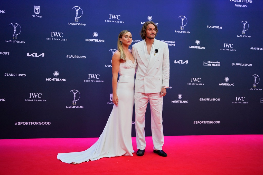 τίτλοι-τέλους-για-τσιτσιπά-μπαντόσα-2121085