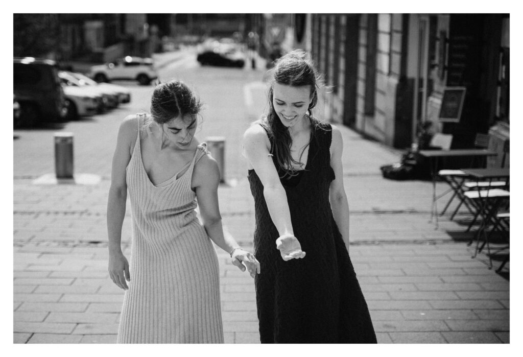 με-έμφαση-στη-γυναικεία-καλλιτεχνική-2136186