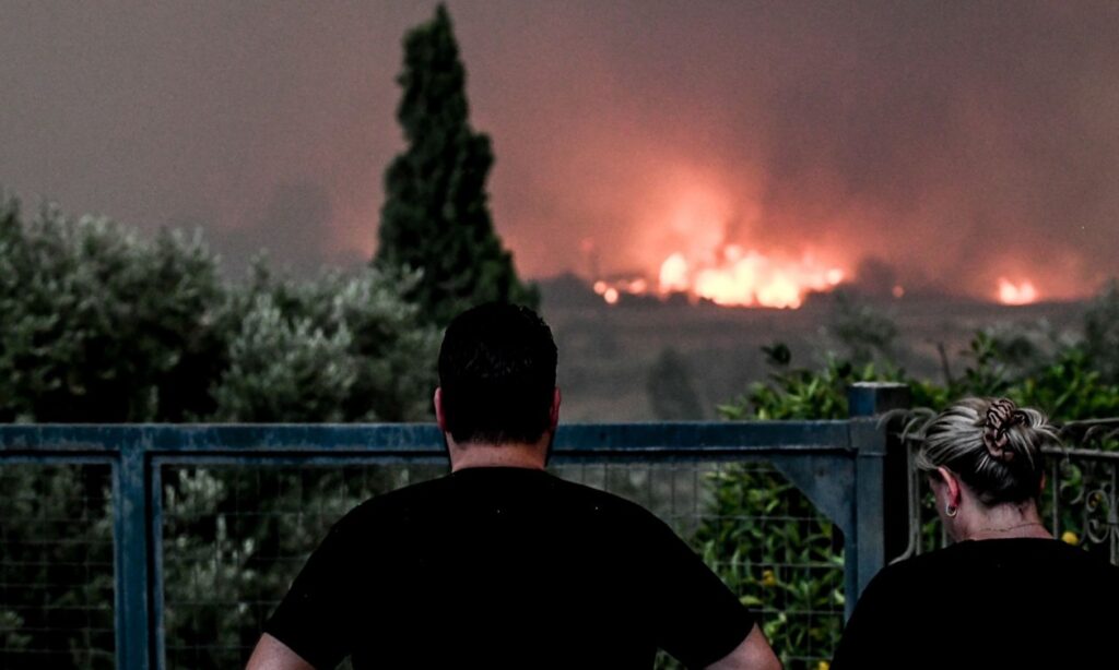 φωτιά-στην-αχαΐα-εντολή-εκκένωσης-σε-π-2145469