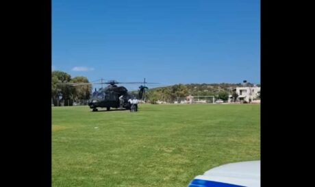 υπουργός-έφτασε-με-ελικόπτερο-για-συν-2147178