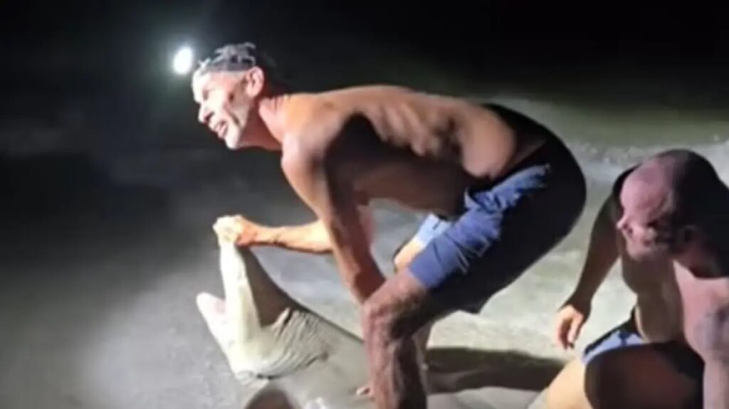 η-στιγμή-που-αμερικανός-προσπάθησε-να-2150406