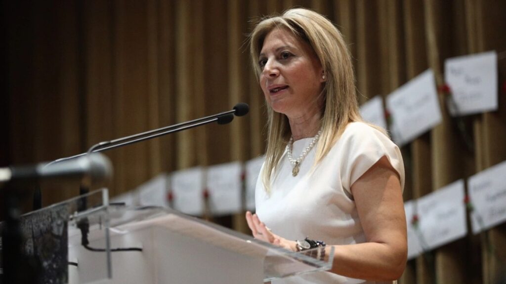 θέλω-να-δω-κάτι-νέο-αλλά-δεν-θα-το-οργα-2172649