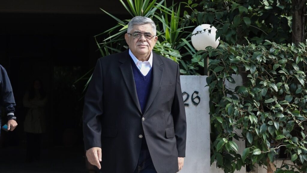 νίκος-μιχαλολιάκος-αποφυλακίζεται-ο-2162876