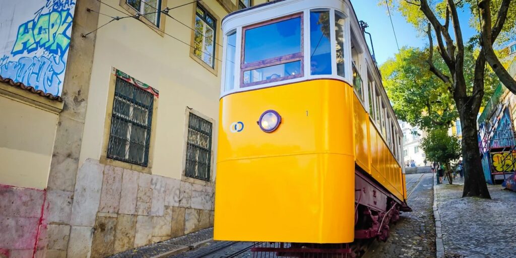 βίντεο-σοκ-από-τη-λισαβόνα-εκτροχιάστ-2157711