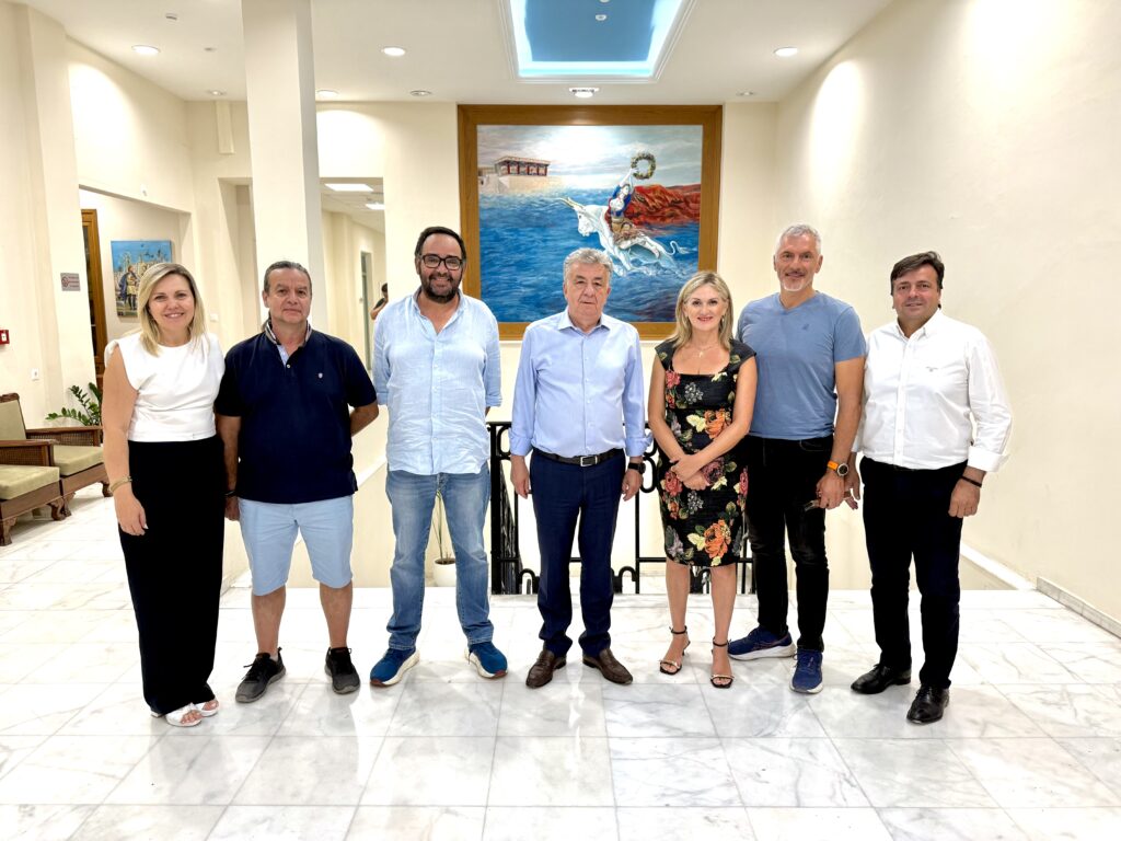 συνάντηση-του-περιφερειάρχη-κρήτης-μ-2158959