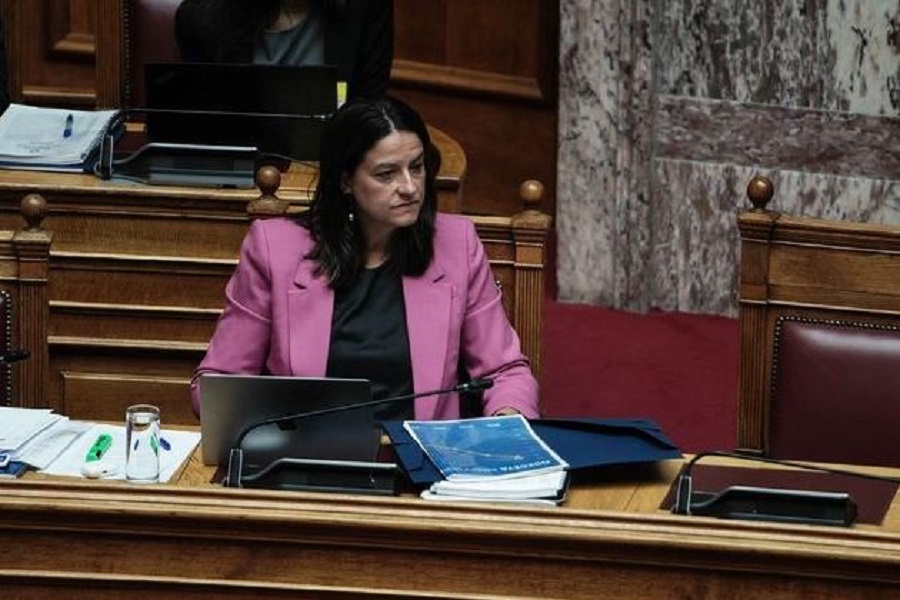 πέρασε-το-αντεργατικό-νομοσχέδιο-του-13-2185273