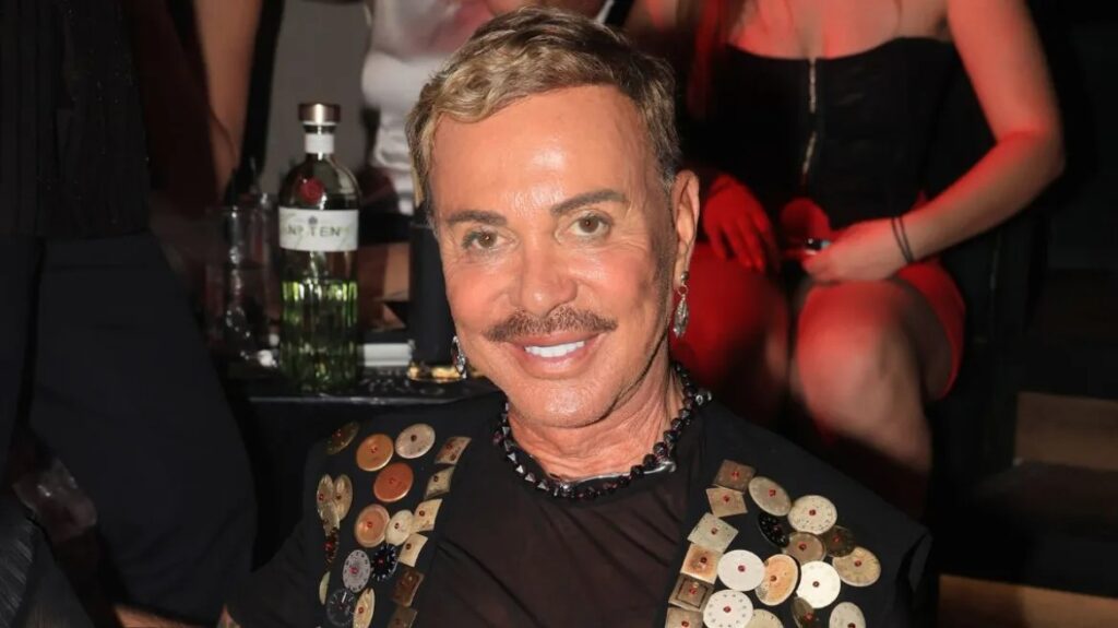 λάκης-γαβαλάς-τώρα-κάνω-τα-χαρτιά-μου-2175875