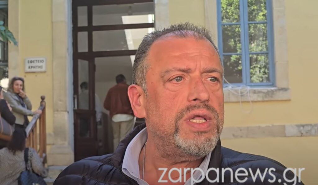 με-σταματάνε-άγνωστοι-στον-δρόμο-και-2188857