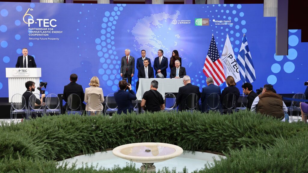 exxon-mobil-helleniq-energy-και-energean-υπέγραψαν-συμφωνία-για-του-2200263