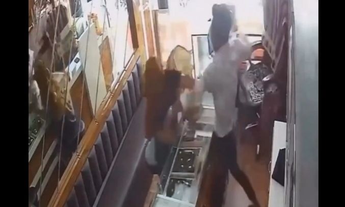 η-αστραπιαία-αντίδραση-σε-απόπειρα-λη-2202257