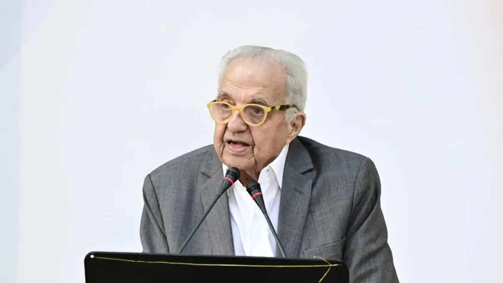 πέθανε-ο-αλέκος-φλαμπουράρης-σε-ηλικί-2208382