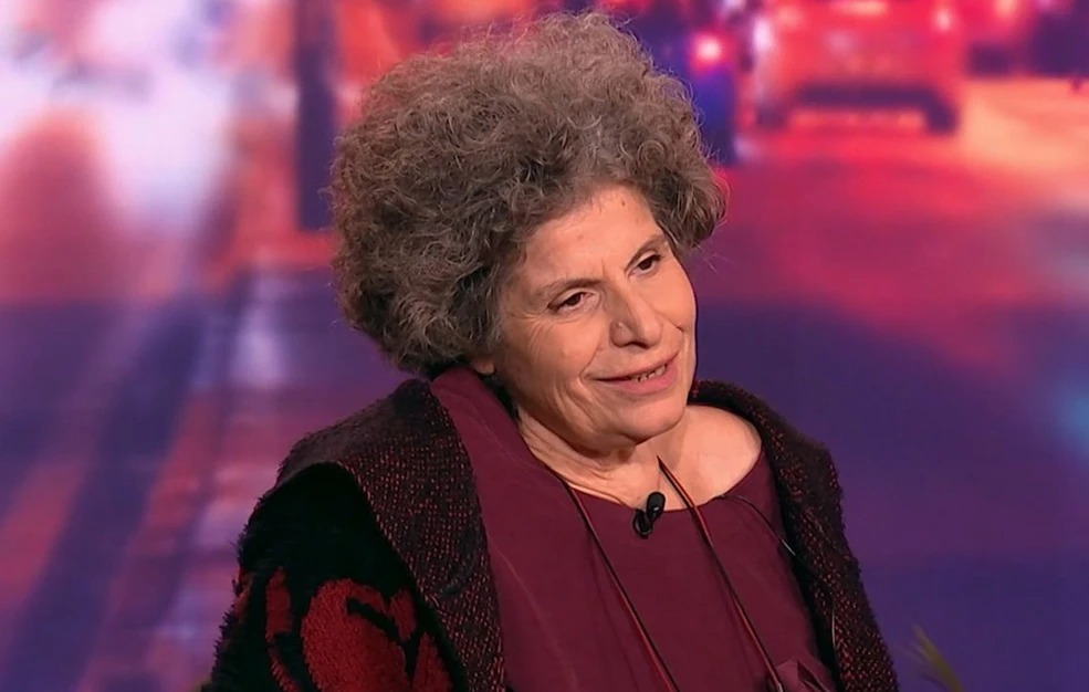 μαργαρίτα-θεοδωράκη-έχω-45-γάτες-και-22-σκ-2204972