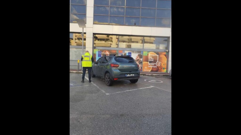 ξεκίνησαν-να-πέφτουν-οι-κλήσεις-στα-supermarket-2218907