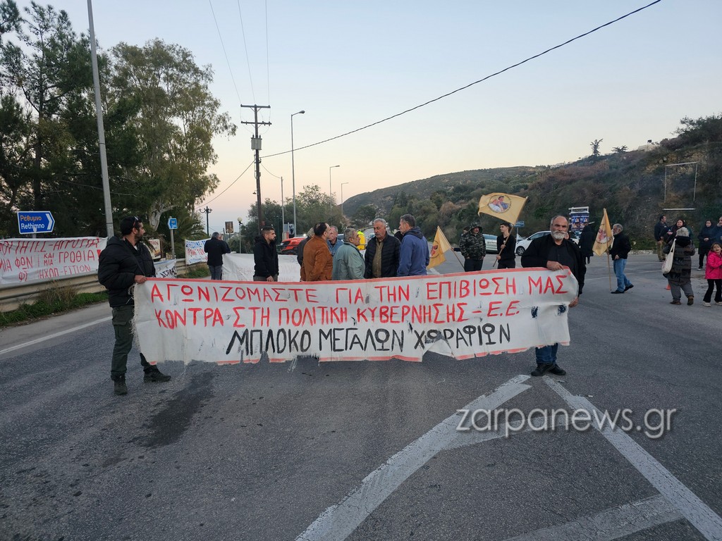 στο-πλευρό-των-αγροτών-οι-φοιτητές-των-2236068