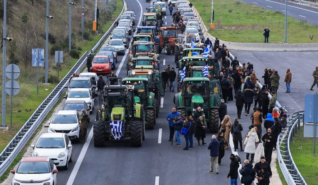 νέα-κλιμάκωση-με-48ωρο-αποκλεισμό-εθνικ-2237106