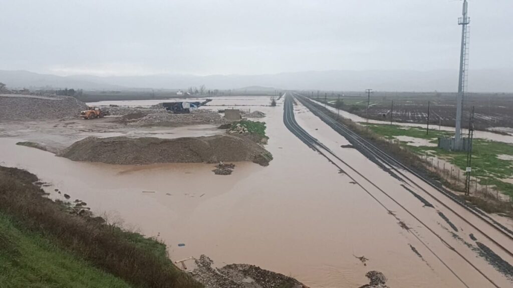 συναγερμός-στη-θεσσαλία-υπερχείλισε-2220500