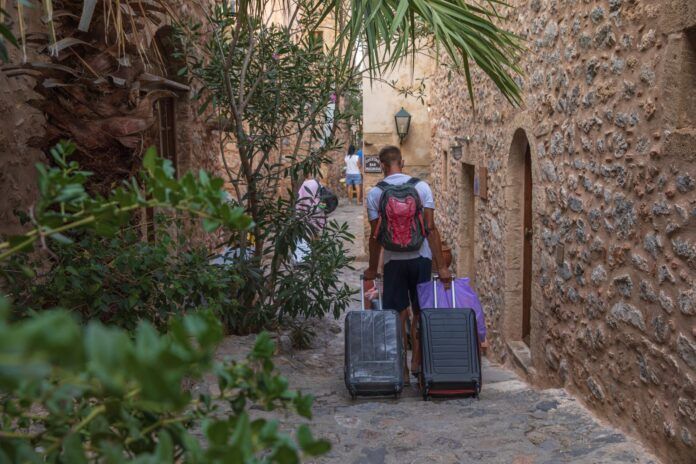 πάσχα-2026-πού-θα-ταξιδέψουν-οι-έλληνες-2232869