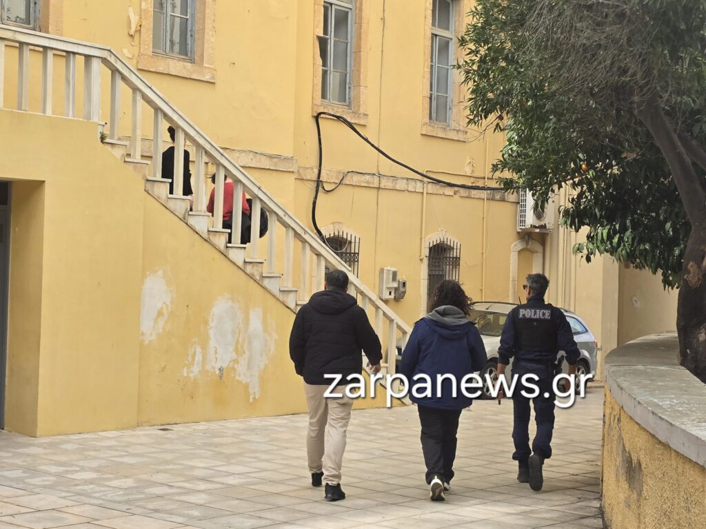 έχει-4-παιδιά-έχει-αναγνωρίσει-το-λάθο-2253088