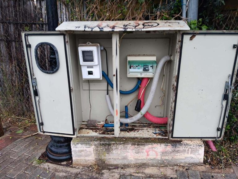 χανιά-στο-σκοτάδι-βυθίστηκε-η-αγία-μαρ-2241566