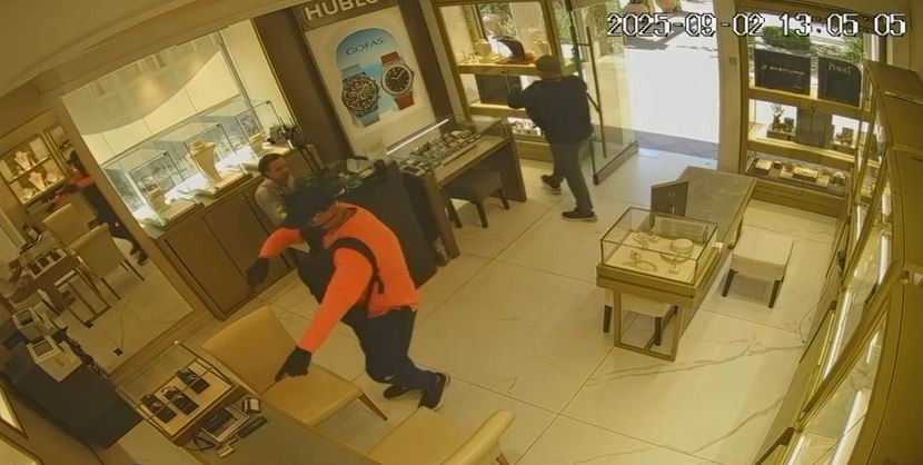 βίντεο-ντοκουμέντο-από-τη-ληστεία-σε-κ-2240486