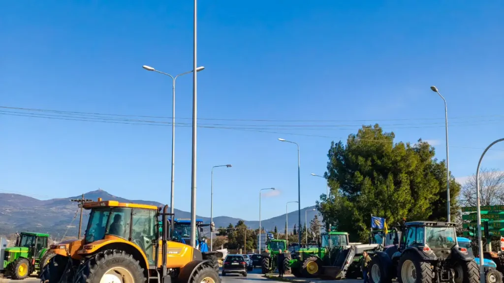 οι-αγρότες-αποφασίζουν-σήμερα-τα-επόμ-2239188