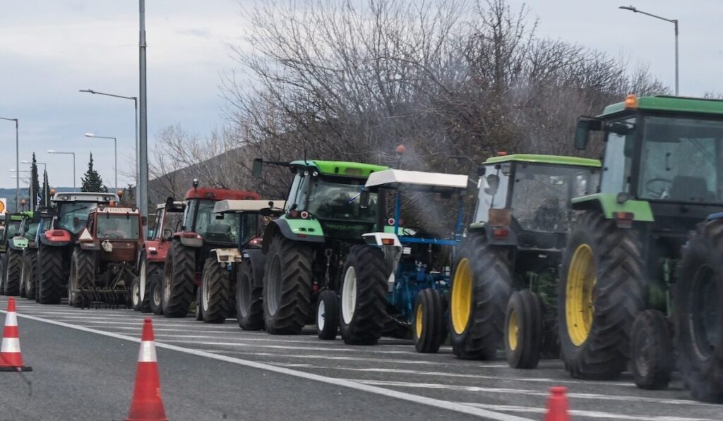δύο-επιτροπές-αγροτών-στο-ραντεβού-με-2243150