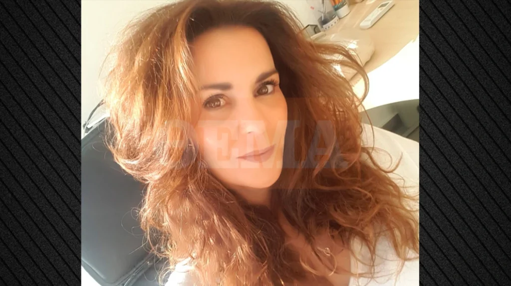 καθηγήτρια-και-μητέρα-ενός-παιδιού-η-56χ-2250541