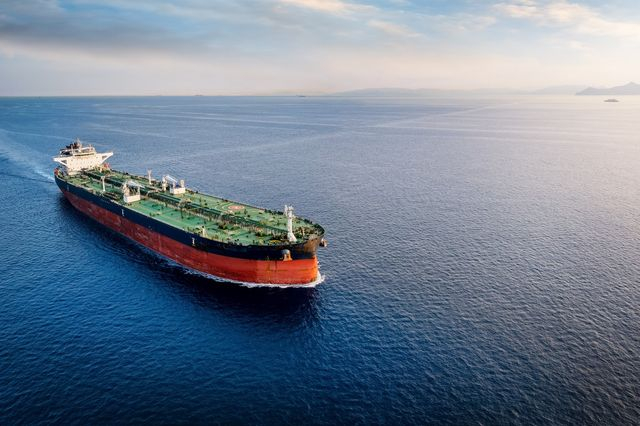 reuters-η-ελλάδα-προειδοποιεί-τον-εμπορικό-σ-2246427