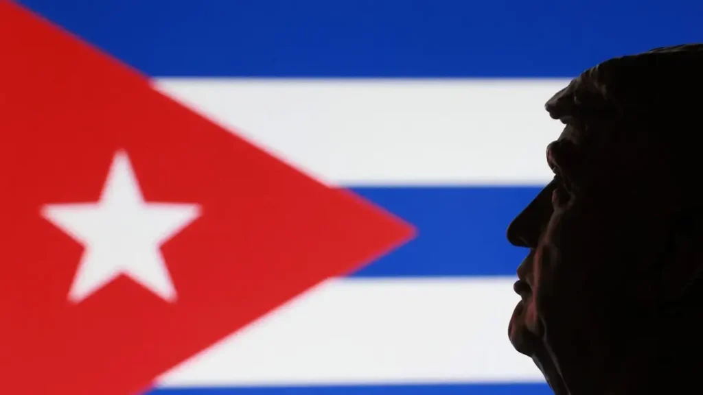 ο-ντόναλντ-τραμπ-απειλεί-και-την-κούβα-2243387