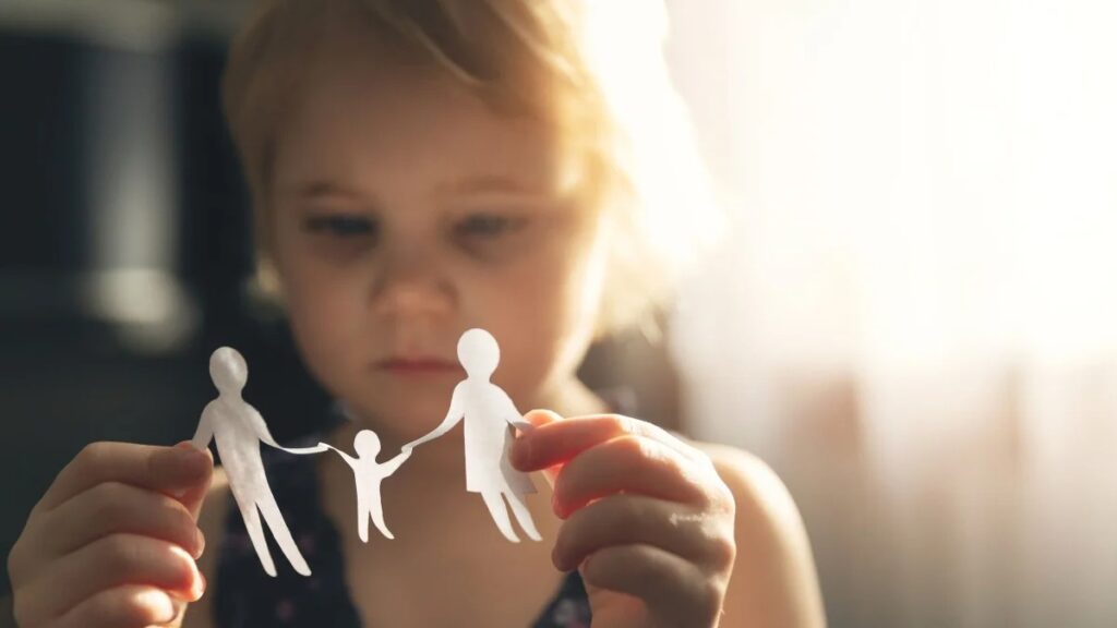 χανιά-όταν-χωρίζουν-οι-γονείς-τι-λέει-2260776