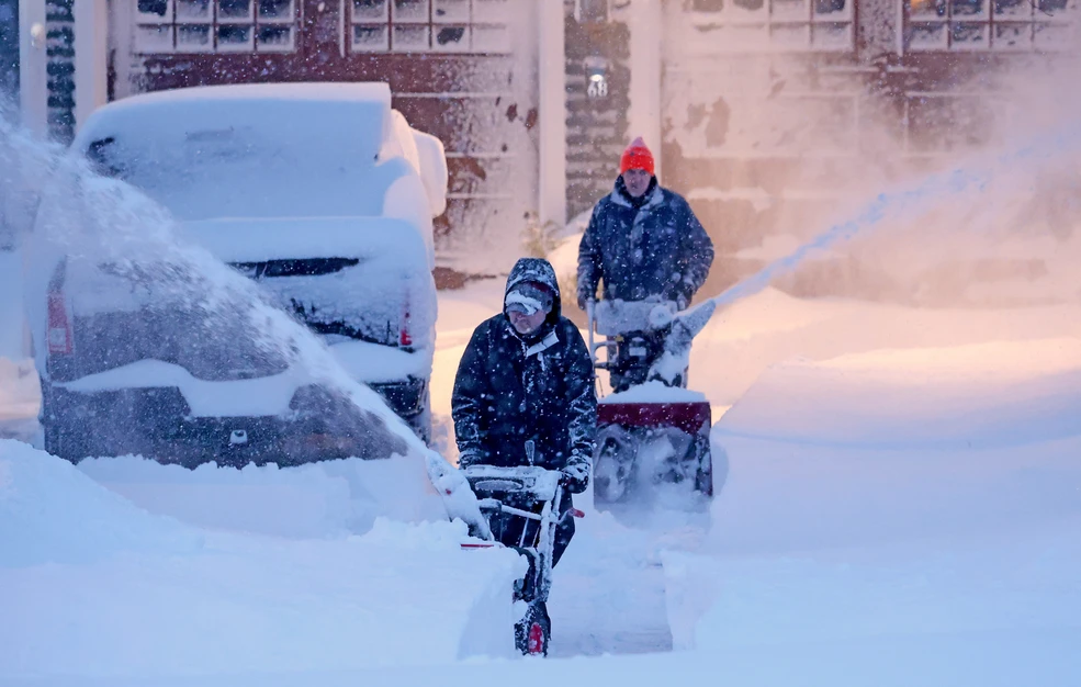 σφοδρή-χιονοθύελλα-έπληξε-τις-βορειο-2272113