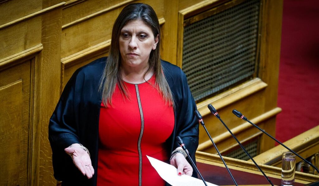 εργαζόμενη-καταγγέλλει-τη-ζωή-κωνστα-2267316