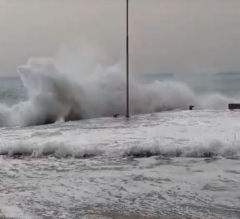 xανιά-η-φουρτουνιασμένη-θάλασσα-βγήκε-2266212