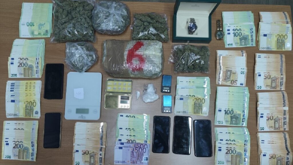 χτύπημα-σε-μεγάλο-κύκλωμα-ναρκωτικ-2269830