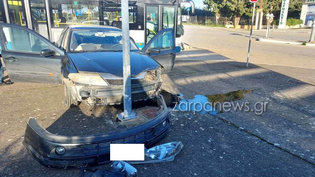 Κρήτη: Αναστάτωση έξω από Νοσοκομείο μετά από σύγκρουση δύο αυτοκινήτων! - Δείτε εικόνες