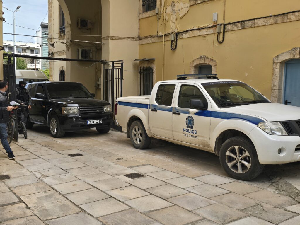 χανιά-ελεύθεροι-οι-τέσσερις-νεαροί-γι-2285775