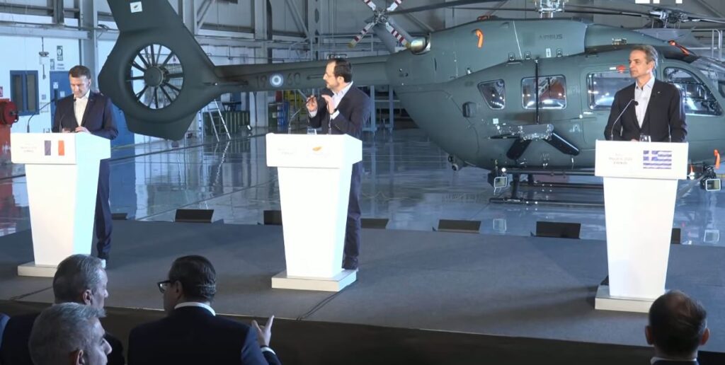 ολοκληρώθηκε-η-τριμερής-συνάντηση-μη-2281058