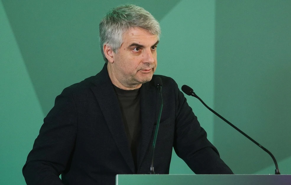 eurovision-στη-βουλή-ο-μάντζος-τραγούδησε-τ-2283774