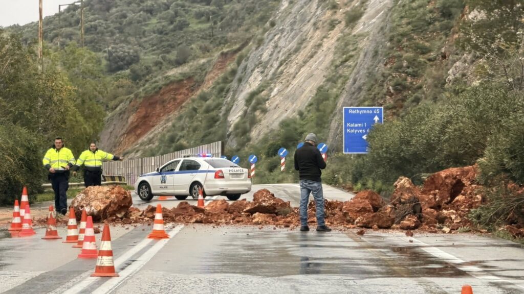χανιά-μεγάλη-κατολίσθηση-στα-μεγάλα-χ-2291652