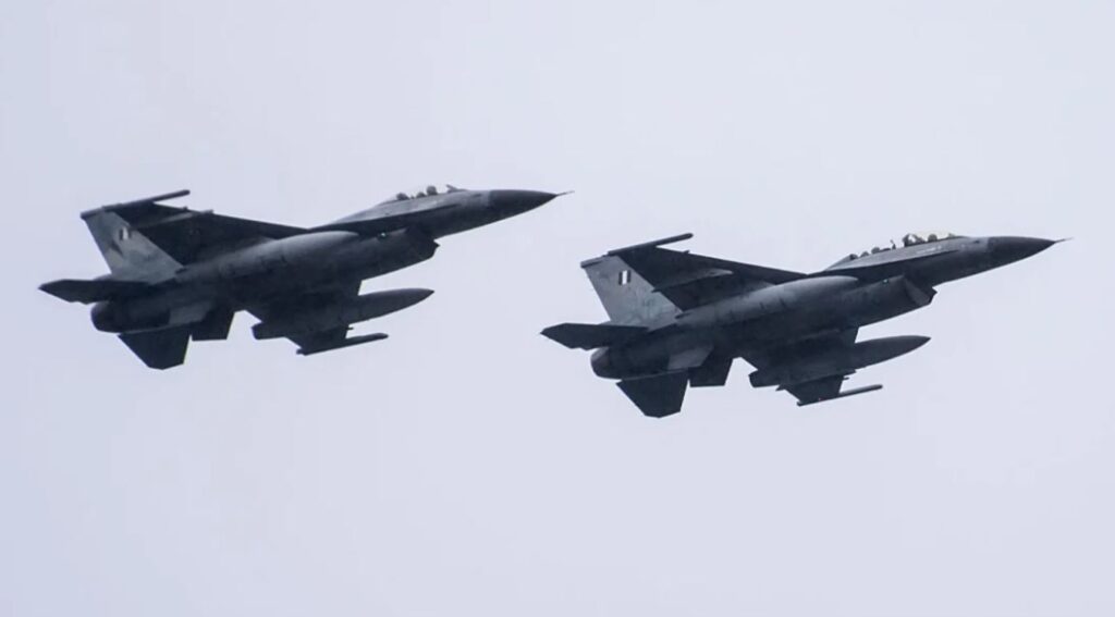 δύο-ελληνικά-f-16-αναχαίτισαν-drone-στον-εναέ-2277726