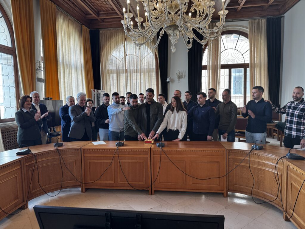 κρήτη-ορκίστηκαν-17-δημοτικοί-αστυνομι-2290086