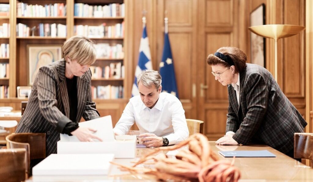 μητσοτάκης-για-φωτογραφικά-ντοκουμέ-2279283