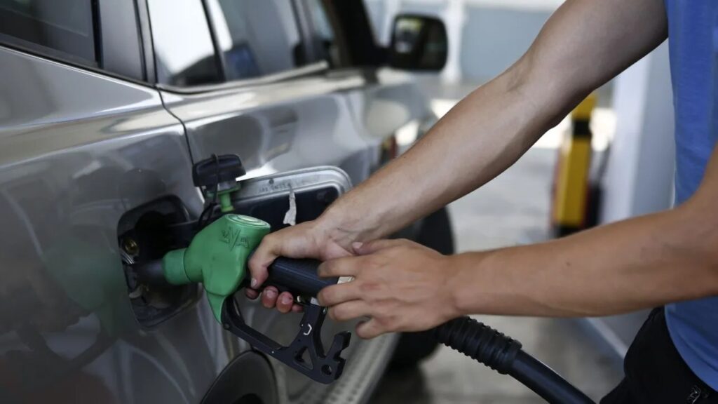 γιατί-ανέβηκαν-οι-τιμές-στα-πρατήρια-κ-2284887