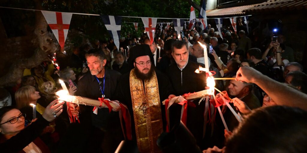 αγωνία-για-το-άγιο-φως-αυτό-είναι-το-έγ-2294197