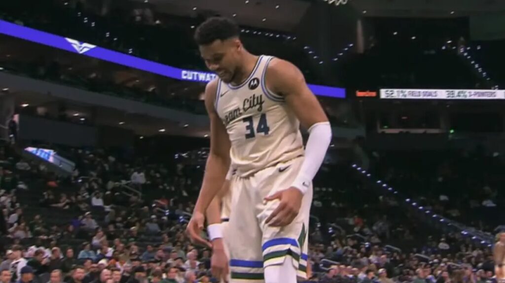 γιάννης-αντετοκούνμπο-εκνευρισμένο-2278452