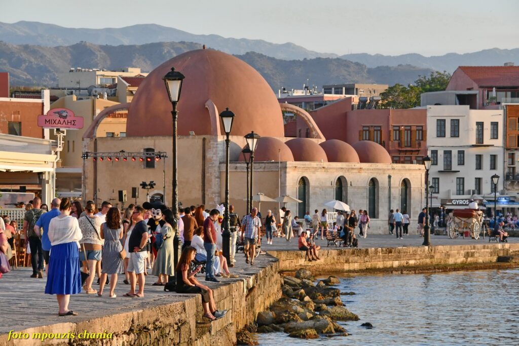 ττε-σχεδόν-11-εκατ-τουρίστες-στην-ελλάδ-2282924