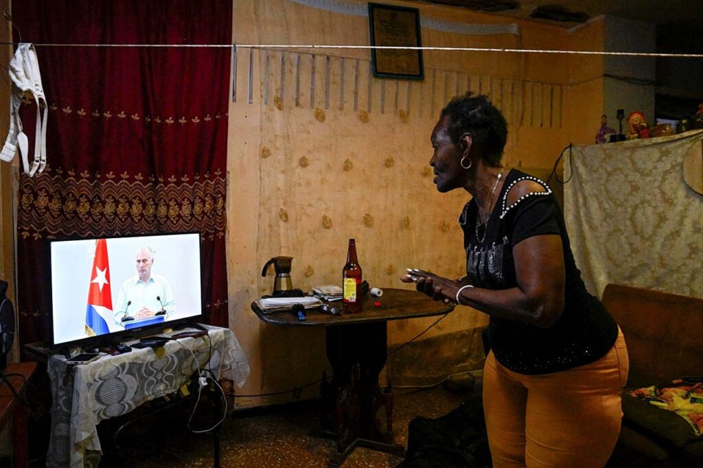 η-κούβα-λέει-ότι-ξεκίνησε-συνομιλίες-μ-2284396